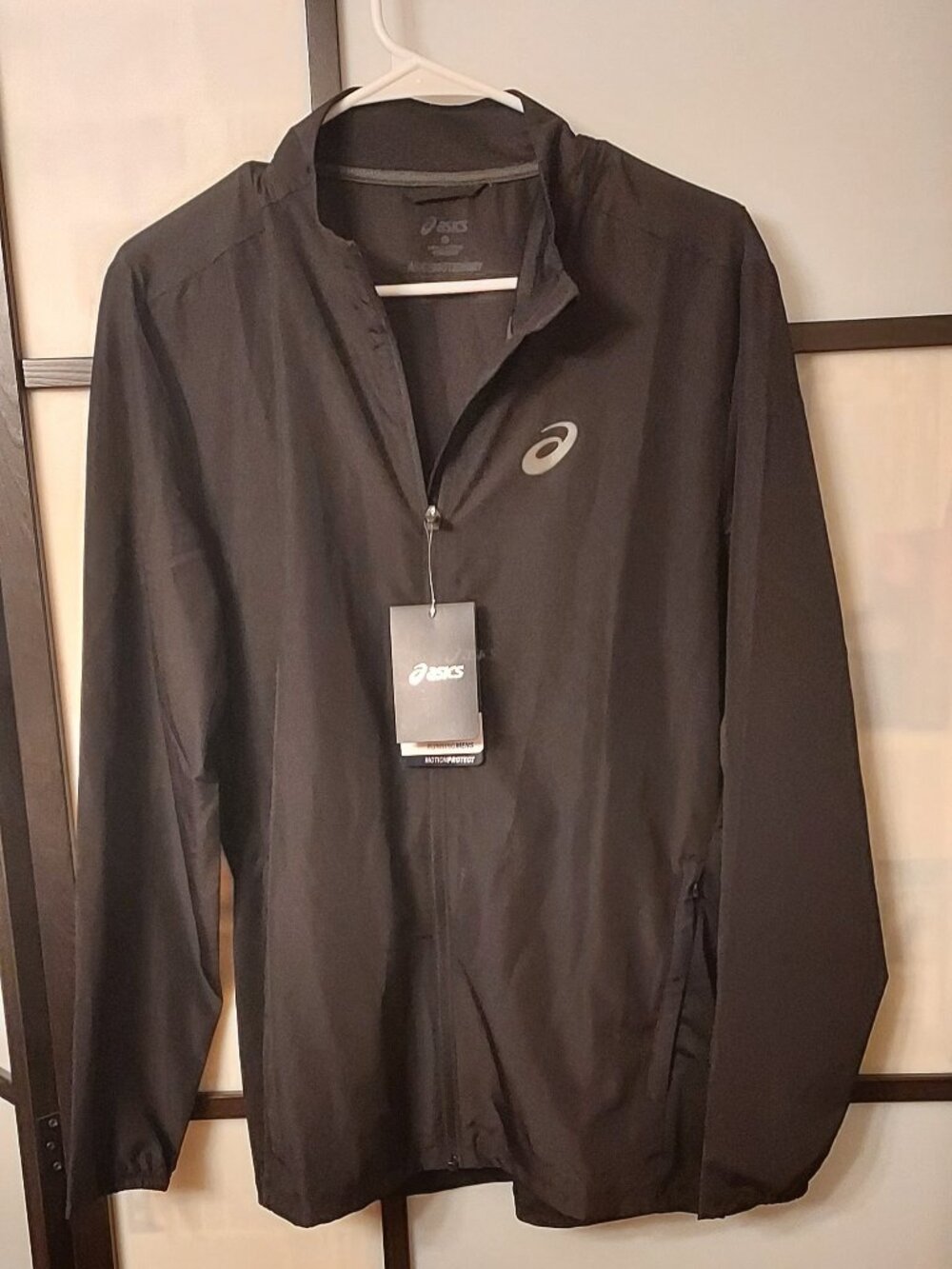 ASICS men's waterproof windbreaker size Large